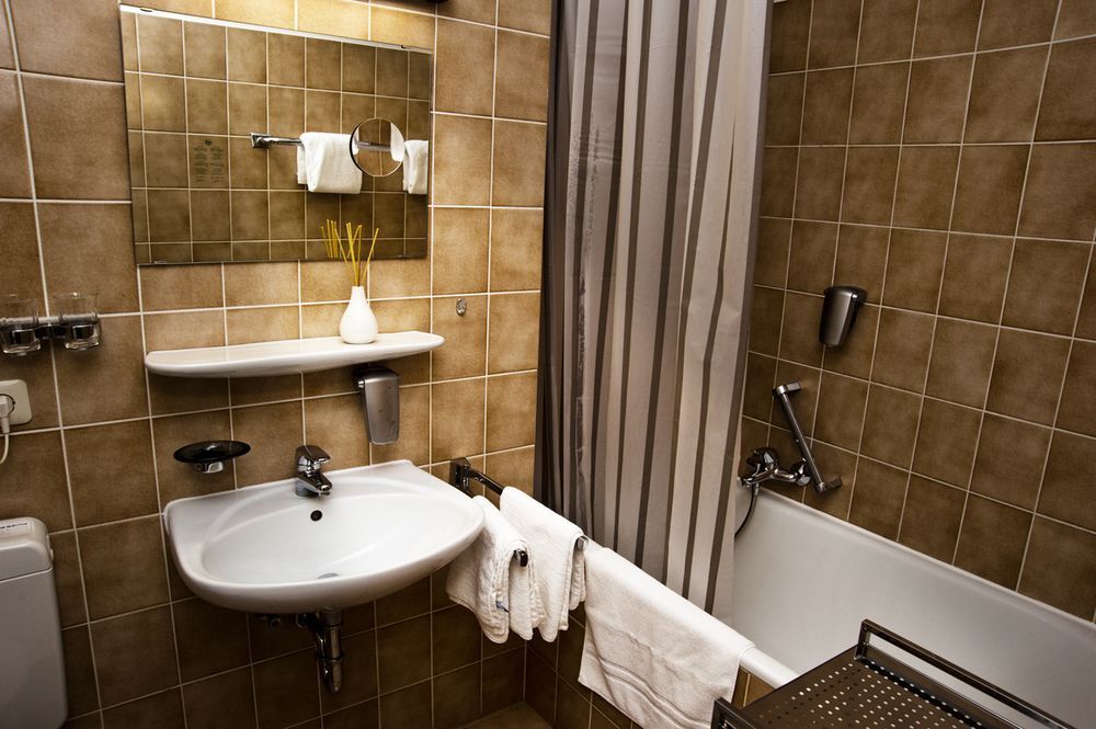 Stadt-Hotel Loerrach Gbr Zewnętrze zdjęcie